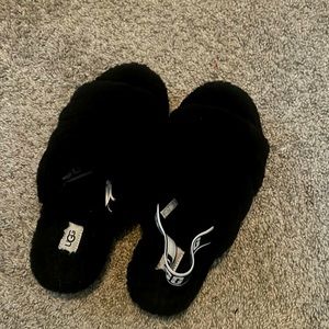 Selling black uggs black size9